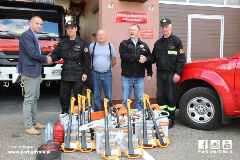 Pomoc poszkodowanym w nawałnicy - GospodarkaMorska.pl