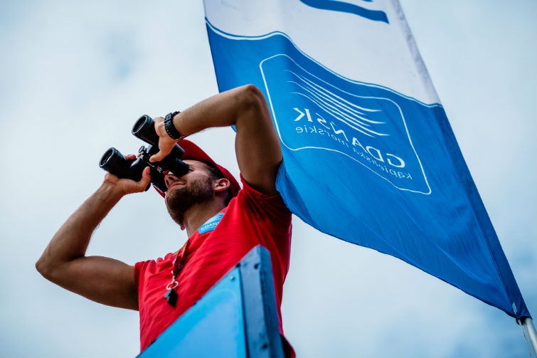 Sezon letni na gdańskich plażach zakończony. Było błękitnie i bezpiecznie - GospodarkaMorska.pl