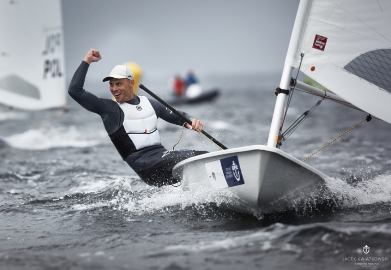 Żeglarskie MP – „Pokrojony” stolarz najlepszy w klasie Laser Standard - GospodarkaMorska.pl