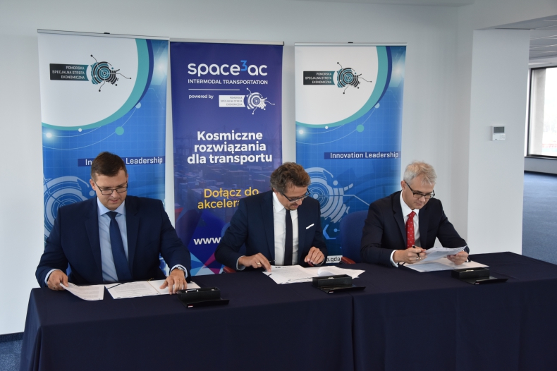 Grupa LOTOS S.A. i PZU Lab dołączają do Space3ac Intermodal Transportation - GospodarkaMorska.pl