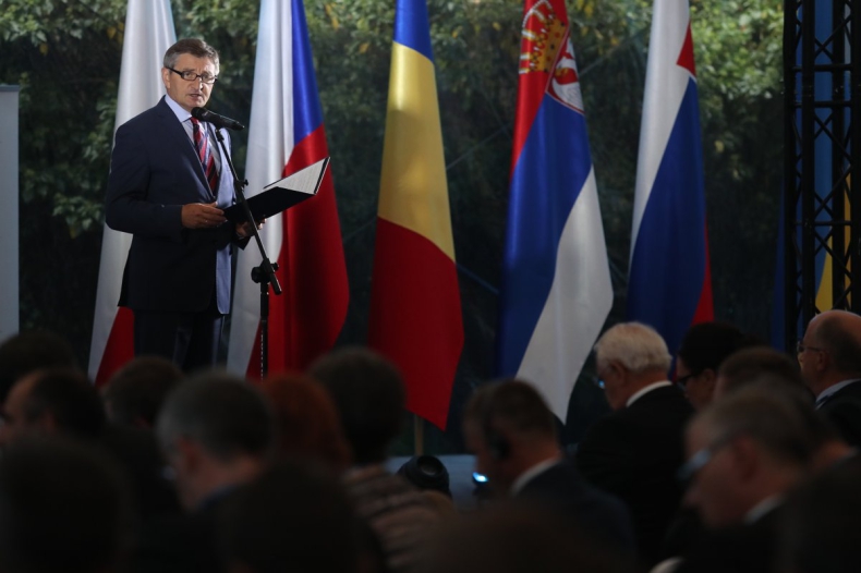 Kuchciński: Trzeba wzmocnić znaczenie naszego regionu w polityce europejskiej - GospodarkaMorska.pl