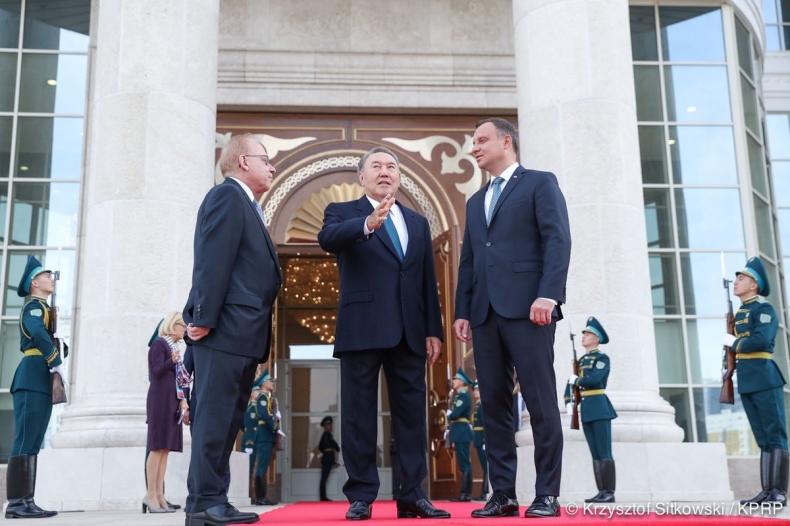 Nazarbajew: Interesujące perspektywy współpracy z Polską - GospodarkaMorska.pl