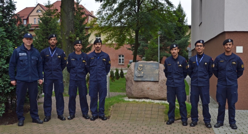 Studenci z Kataru gościli w MOSG - GospodarkaMorska.pl