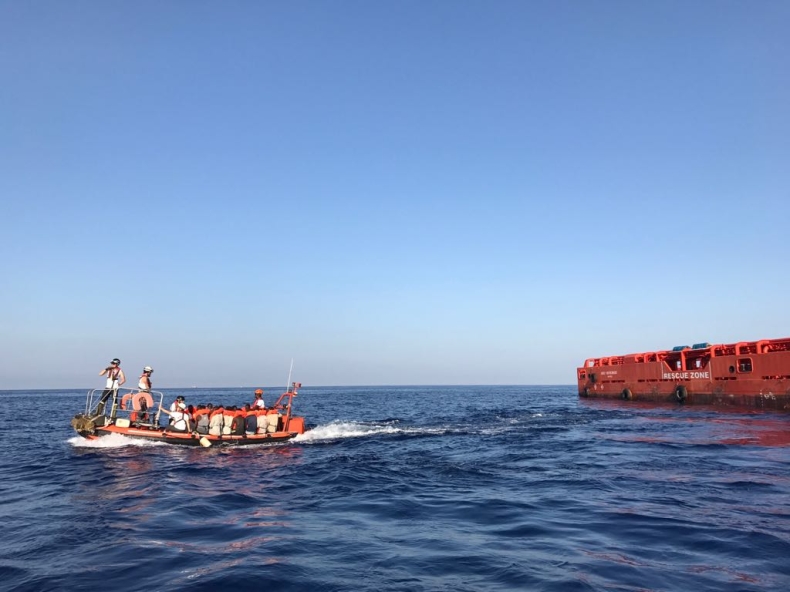 Turecka straż nie pozwoliła 40 syryjskim migrantom przedostać się do Grecji - GospodarkaMorska.pl