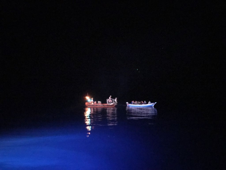 Cypr/Policja: 305 syryjskich migrantów dotarło do Cypru na dwóch łodziach - GospodarkaMorska.pl