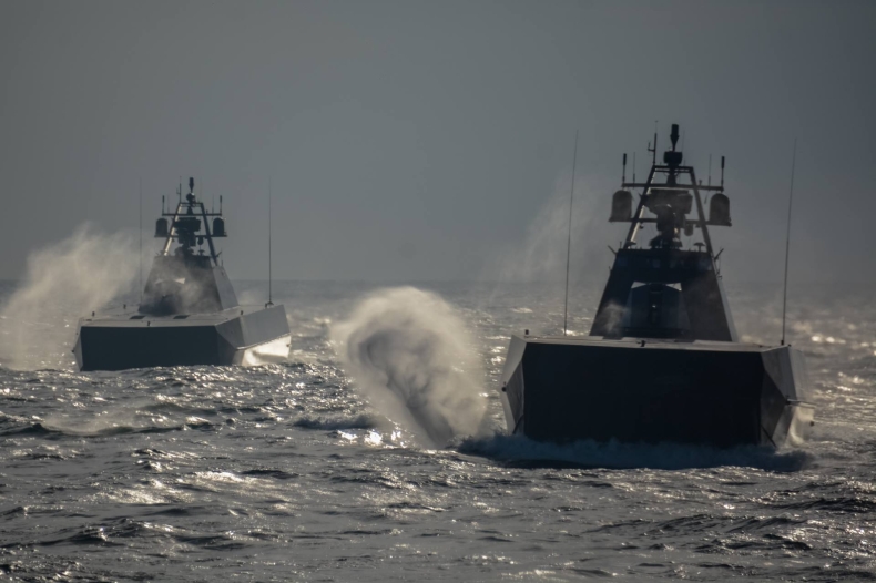 Macierewicz o ustawie ws. modernizacji sił zbrojnych: To realizacja ustaleń szczytu NATO - GospodarkaMorska.pl