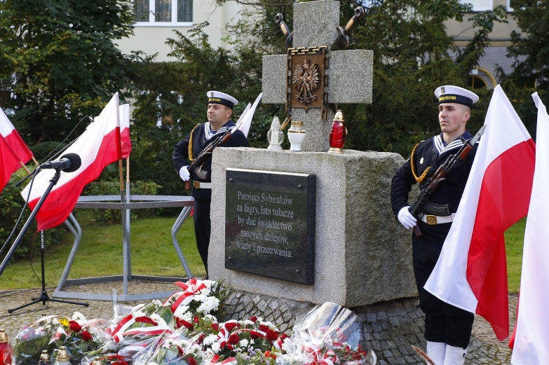 78. rocznica agresji ZSRR na Polskę - GospodarkaMorska.pl