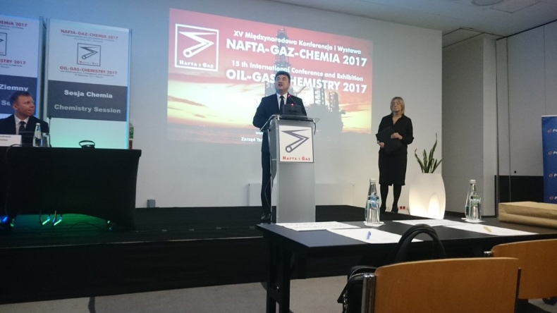 Zagrożenia i korzyści z unii energetycznej dla Polski - GospodarkaMorska.pl