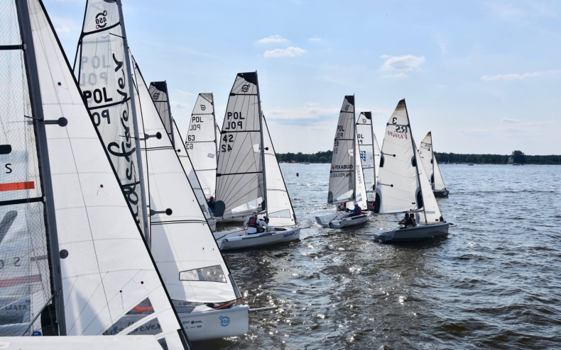 Już w weekend w Sopocie finałowe rozdanie pucharowe klasy Nautica 450 - GospodarkaMorska.pl
