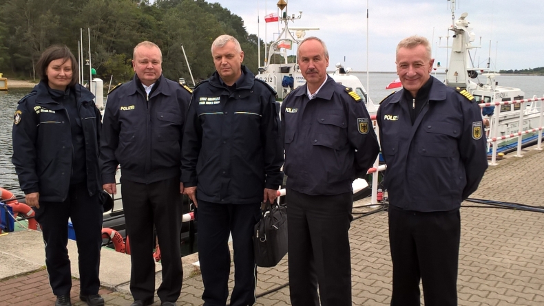 Wizyta z Niemiec w Pomorskim Dywizjonie SG - GospodarkaMorska.pl