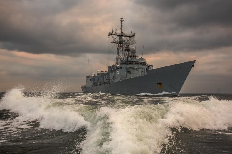 Szef MON wizytuje żołnierzy ćwiczących na poligonie w Drawsku Pomorskim - GospodarkaMorska.pl