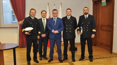 Wiceminister Grzegorz Witkowski z wizytą w Urzędzie Morskim w Szczecinie - GospodarkaMorska.pl