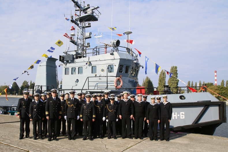 25 lat holownika H-6 - GospodarkaMorska.pl