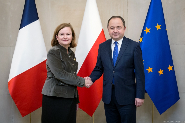 Wiceszef MSZ w rozmowie z francuską minister: priorytetem kompromis ws. pracowników delegowanych - GospodarkaMorska.pl
