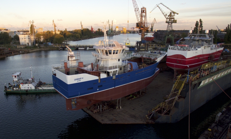 W stoczni Safe zwodowano częściowo wyposażony statek rybacki dla Norwegów (foto, wideo) - GospodarkaMorska.pl
