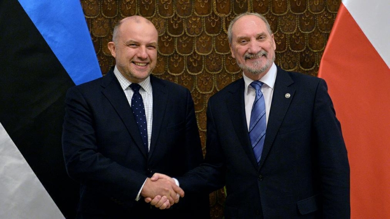Ministrowie obrony Polski i Estonii o NATO, UE i współpracy dwustronnej - GospodarkaMorska.pl