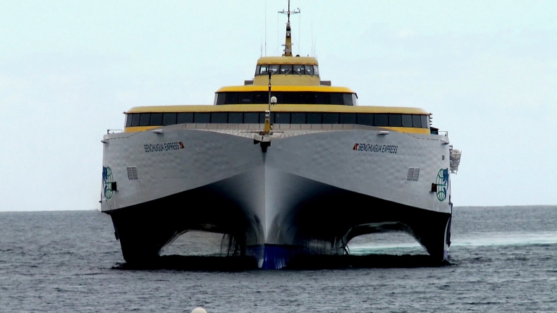 Fred. Olsen Express zamawia dwa nowoczesne promy - GospodarkaMorska.pl