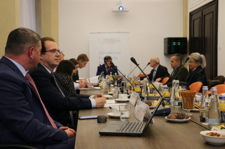 Spotkanie Rady do spraw Promocji Żeglugi Śródlądowej - GospodarkaMorska.pl