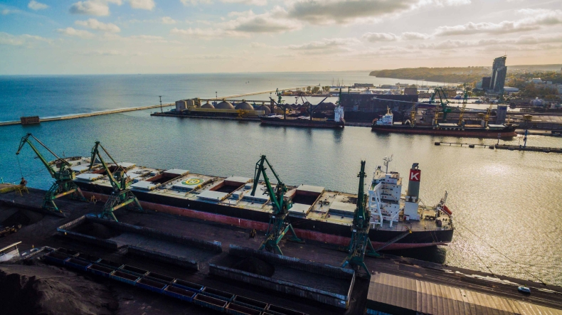 Ponad 79 000 t australijskiego węgla w gdyńskim porcie. Trwa rozładunek (foto, wideo) - GospodarkaMorska.pl