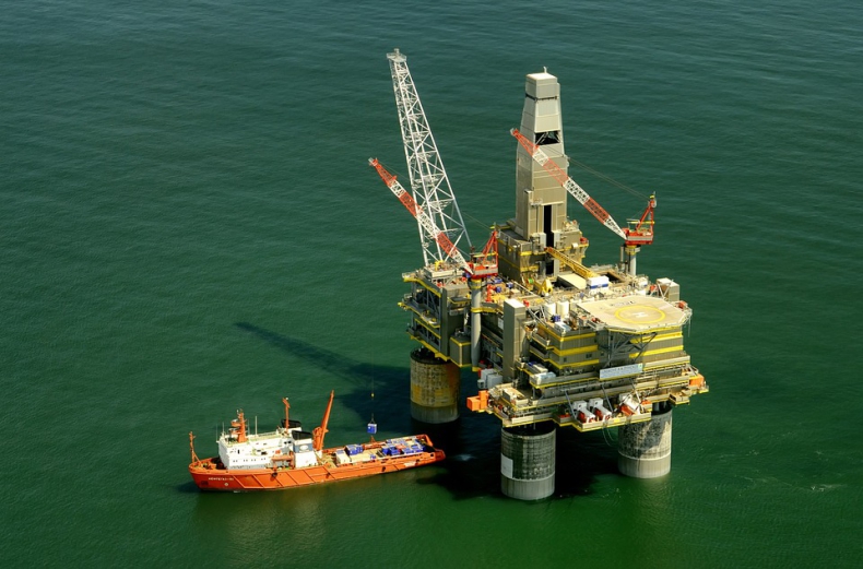 ME wprowadza rozporządzenie zwiększające poziom bezpieczeństwa działalności wydobywczej na morzu - GospodarkaMorska.pl
