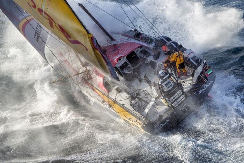 Volvo Ocean Race - siedem jachtów wystartowało do wokółziemskich regat - GospodarkaMorska.pl