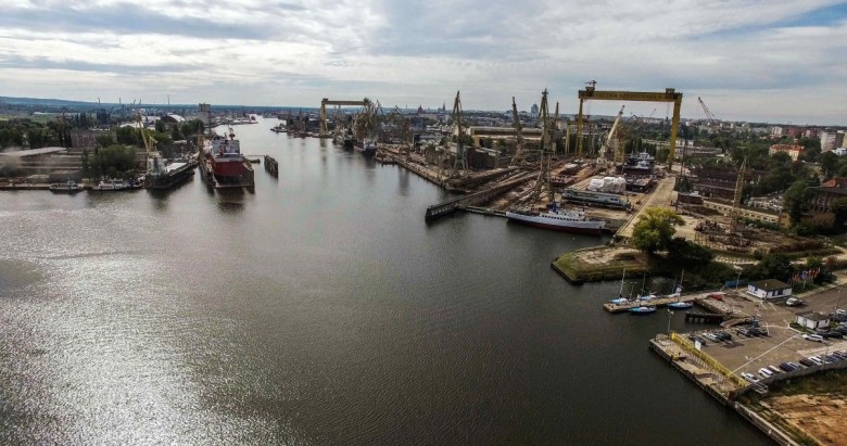 Dwie stocznie z Trójmiasta chcą wybudować nowe statki dla UM w Szczecinie - GospodarkaMorska.pl