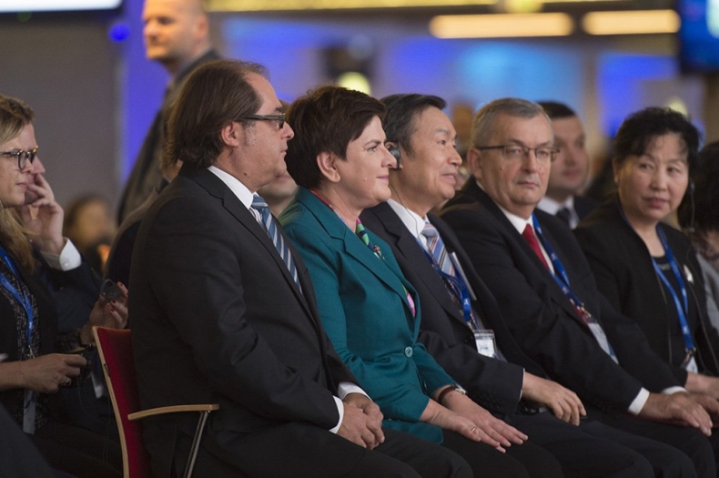 Pierwszy dzień Spotkania Ministrów Transportu dobiegł końca - GospodarkaMorska.pl