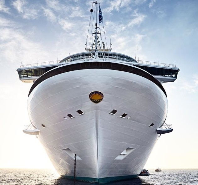 Okres trwania czarteru na czas a opcja czarterującego przedłużenia okresu („always 15 days more or less in charterers’ option”) - GospodarkaMorska.pl