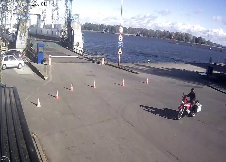 W Świnoujściu zmiany w kursowaniu promów - GospodarkaMorska.pl