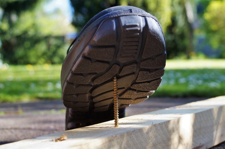 GUS: w 2016 r. o ponad 20 proc. spadła liczba śmiertelnych wypadków przy pracy - GospodarkaMorska.pl