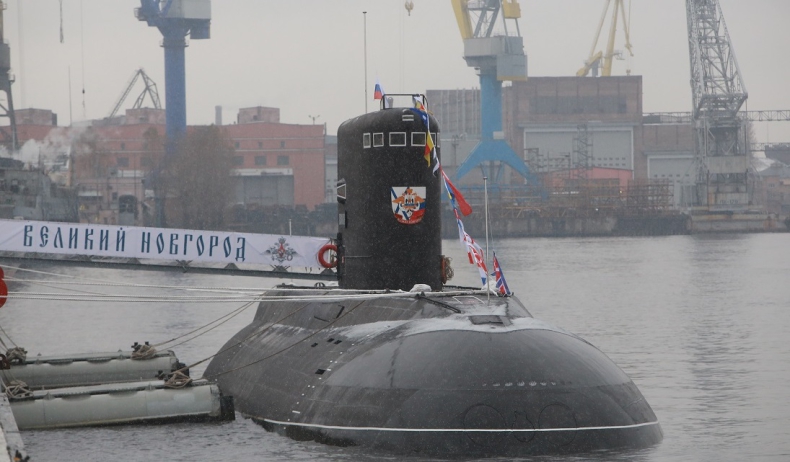 Rosyjski okręt podwodny ostrzelał rakietami cele w Syrii - GospodarkaMorska.pl