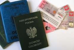 ZUS: Staż pracy mogą udokumentować „stare” dowody osobiste - GospodarkaMorska.pl