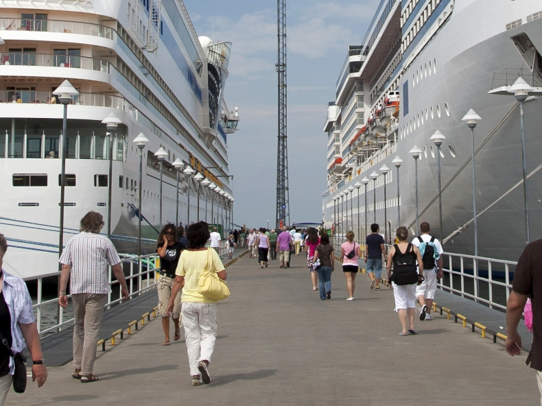 Tallinn z rekordowym sezonem wycieczkowców - GospodarkaMorska.pl