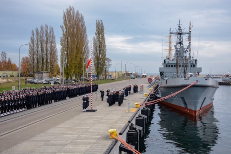 Marynarka Wojenna RP już świętuje - GospodarkaMorska.pl