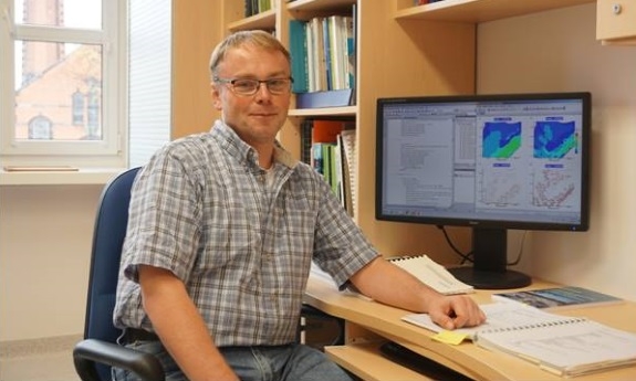 Naukowiec z PG reprezentuje Polskę w Sekcji Badań Lodowych IAHR - GospodarkaMorska.pl