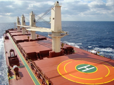 Firmy ze Stanów Zjednoczonych skupują najwięcej starych statków - GospodarkaMorska.pl