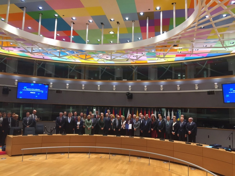 Polska i 22 kraje notyfikowały przystąpienie do współpracy wojskowej UE - GospodarkaMorska.pl