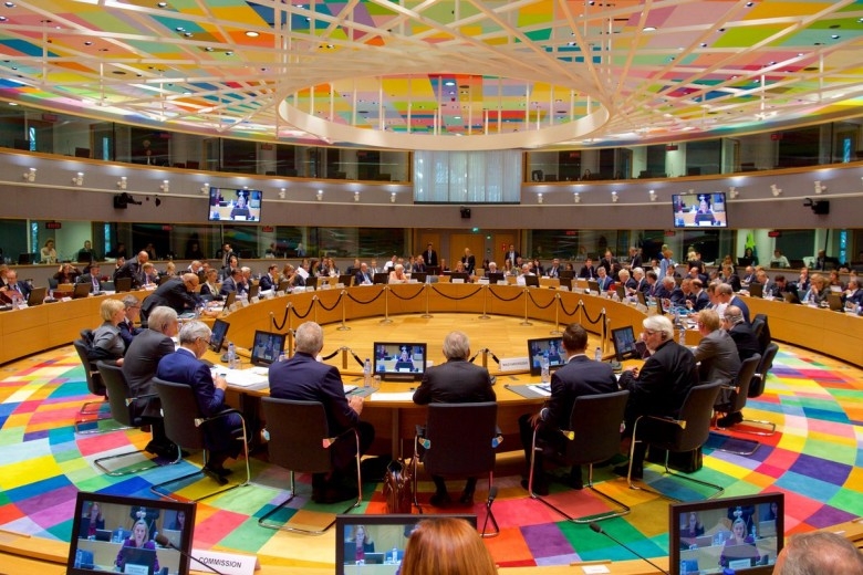 Francja: Komentarze o PESCO – ważne, ale wiele pozostaje do zrobienia - GospodarkaMorska.pl