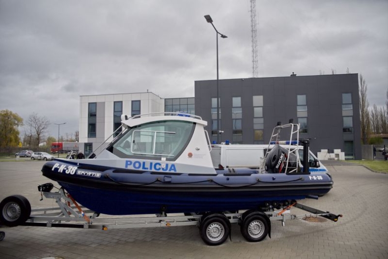 W gdańskim Śródmieściu otwarto wodny komisariat policji - GospodarkaMorska.pl
