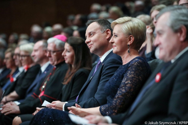 Grecja: Para prezydencka przybyła do Aten - GospodarkaMorska.pl