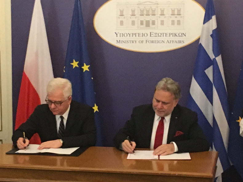 Wiceminister Jacek Czaputowicz podpisał w Atenach Wspólny Plan Działań - GospodarkaMorska.pl