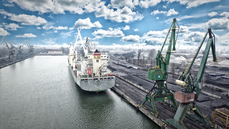 Port w Gdańsku przeładował w tym roku ponad 32 mln ton towarów - GospodarkaMorska.pl