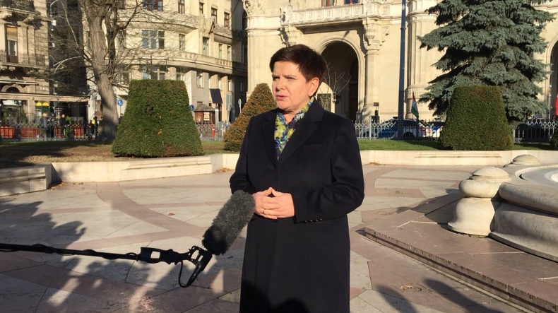 Premier Szydło udaje się do Wybrzeża Kości Słoniowej na szczyt UE-Unia Afrykańska - GospodarkaMorska.pl