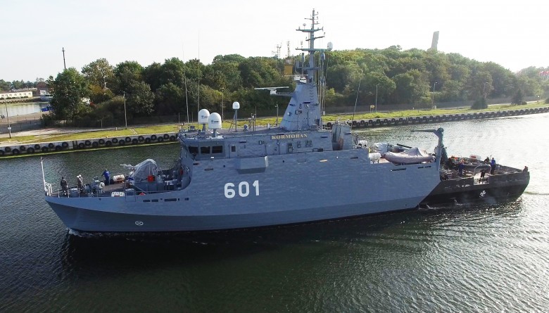 Gdynia: Marynarka Wojenna zaprezentowała okręt ORP „Kormoran” (foto) - GospodarkaMorska.pl
