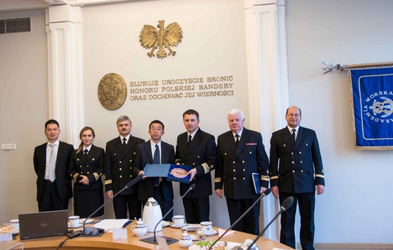 Wizyta delegacji Shanghai Maritime University w Akademii Morskiej w Gdyni - GospodarkaMorska.pl