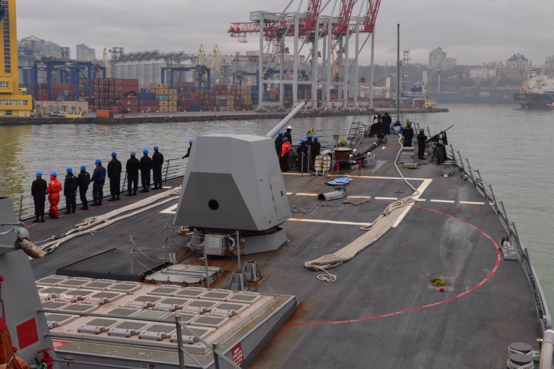 Ukraina: Do Odessy zawinął amerykański niszczyciel USS James E. Williams - GospodarkaMorska.pl