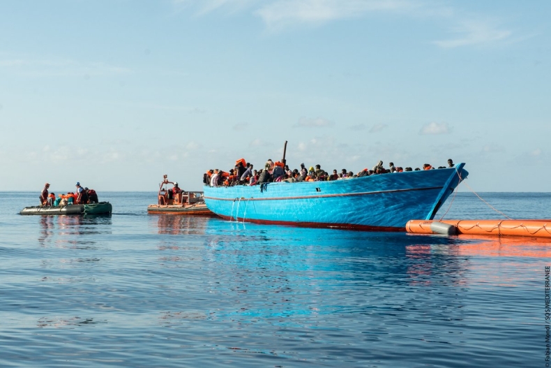 Włochy/MSW: Znaczny spadek fali migracyjnej - GospodarkaMorska.pl