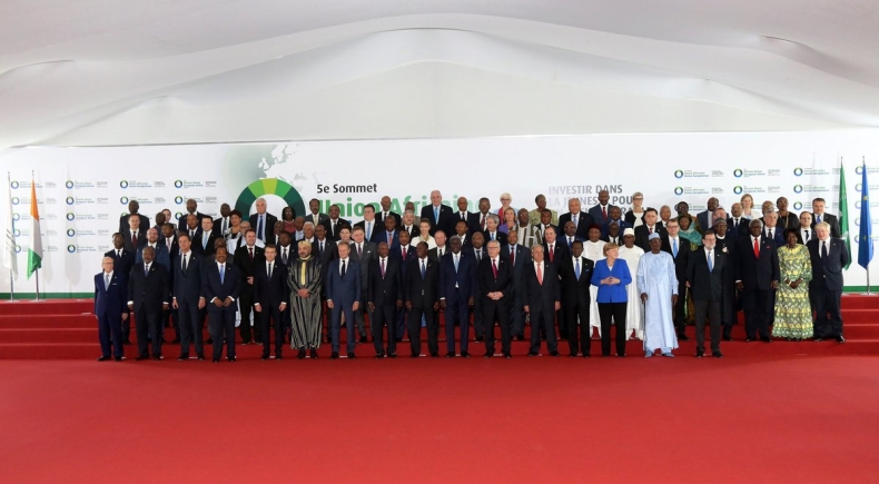 Szczyt UE-UA wzywa do walki z przemytem ludzi i do inwestowania - GospodarkaMorska.pl