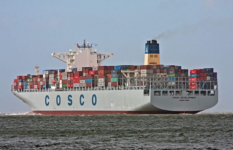 Cosco w końcu przebił Maersk w liczbie przewiezionych kontenerów - GospodarkaMorska.pl