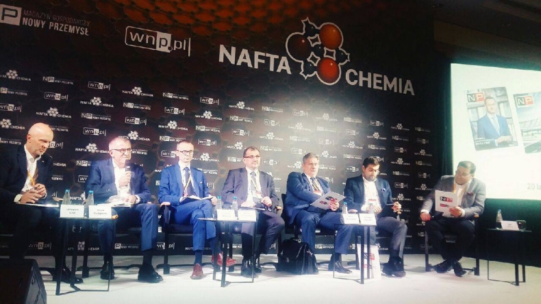 Specjalizacja czy masówka - dylemat polskiego przemysłu chemicznego - GospodarkaMorska.pl
